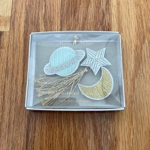 Meri Meri embroidered brooches